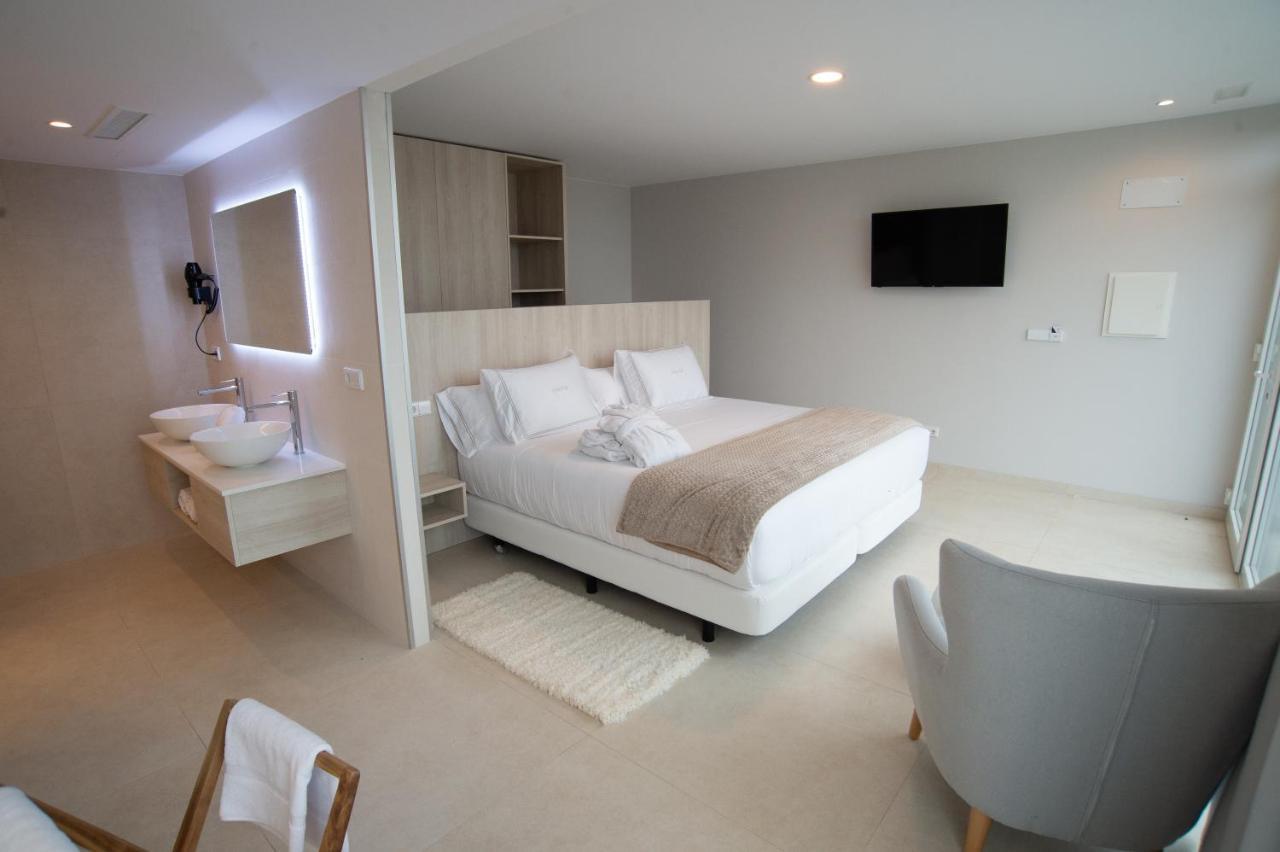 Otantus Hotel Muros Bagian luar foto