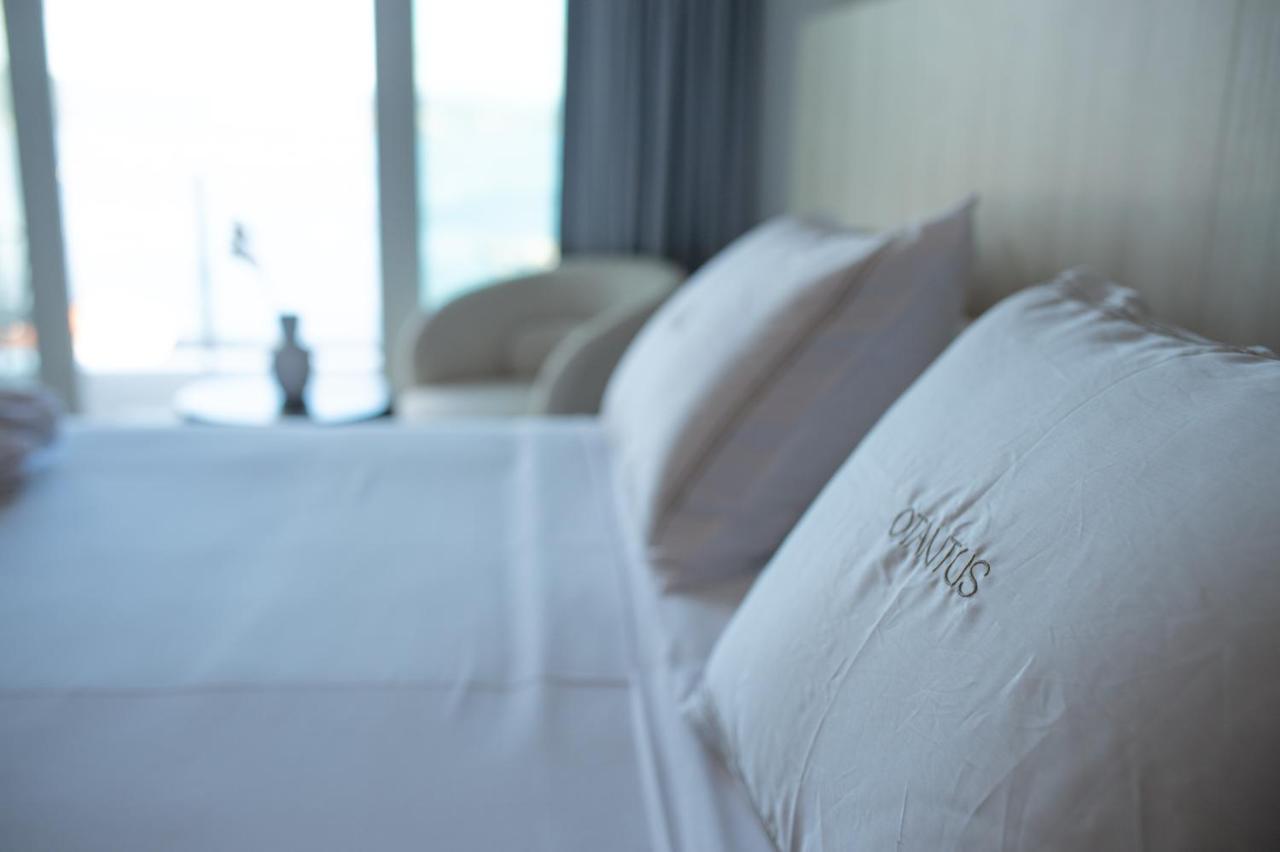 Otantus Hotel Muros Bagian luar foto