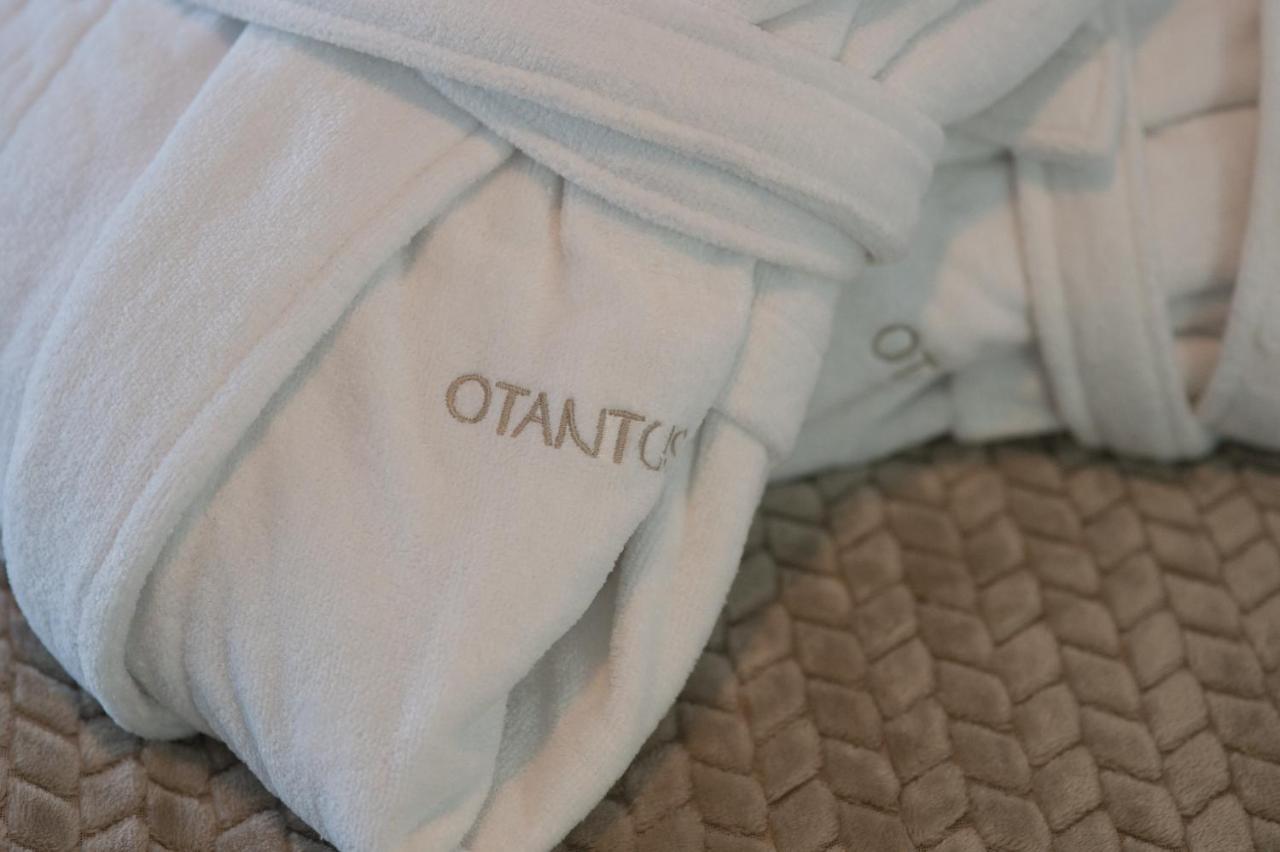 Otantus Hotel Muros Bagian luar foto