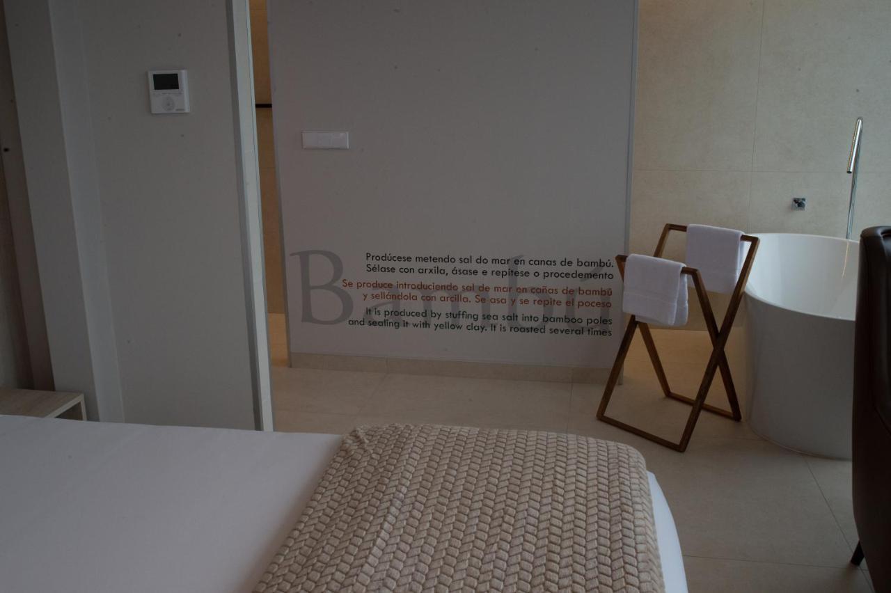 Otantus Hotel Muros Bagian luar foto