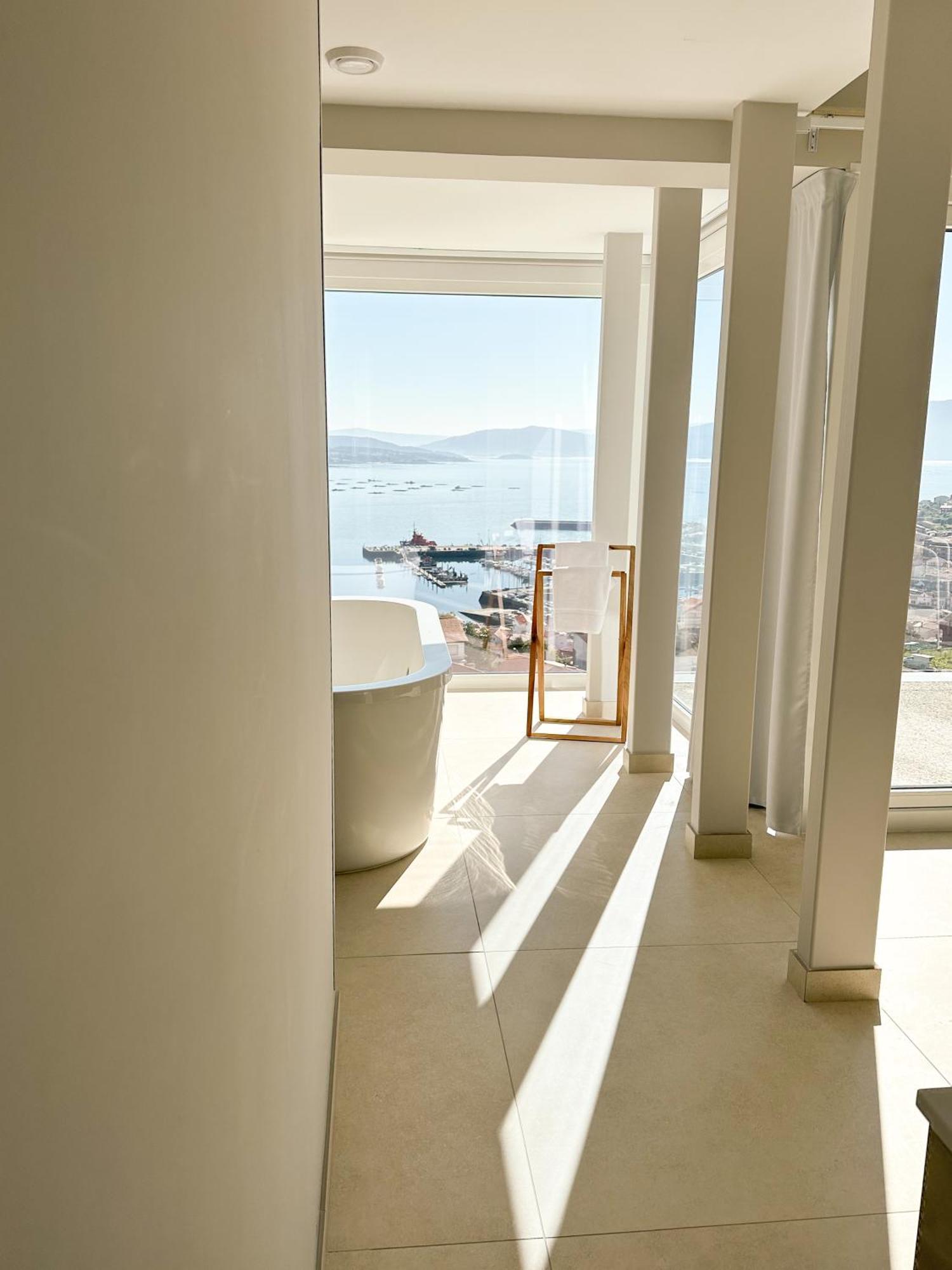 Otantus Hotel Muros Bagian luar foto