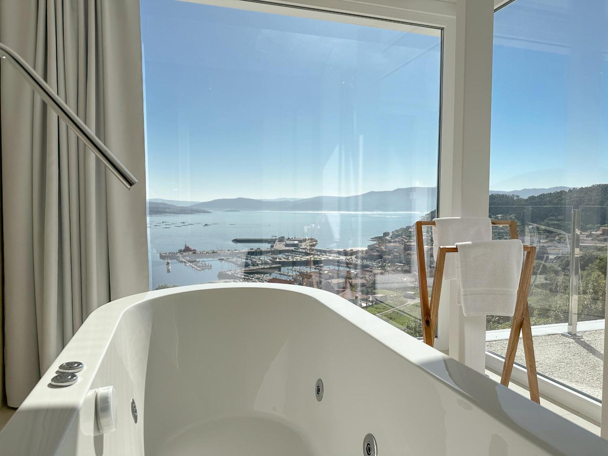 Otantus Hotel Muros Bagian luar foto